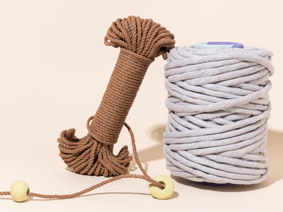How to choose your fiber for each project. Cotton rope, string, and beads