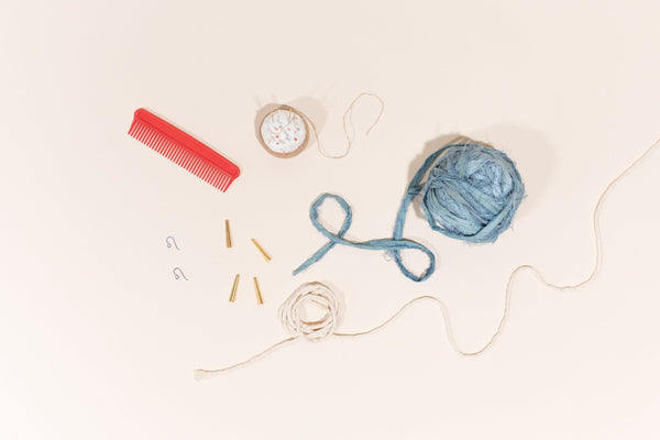 Supplies to make squiggle earring 