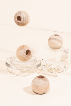 Small wooden beads 